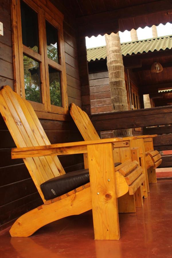 Lotus Feet Beach Resort モージム エクステリア 写真