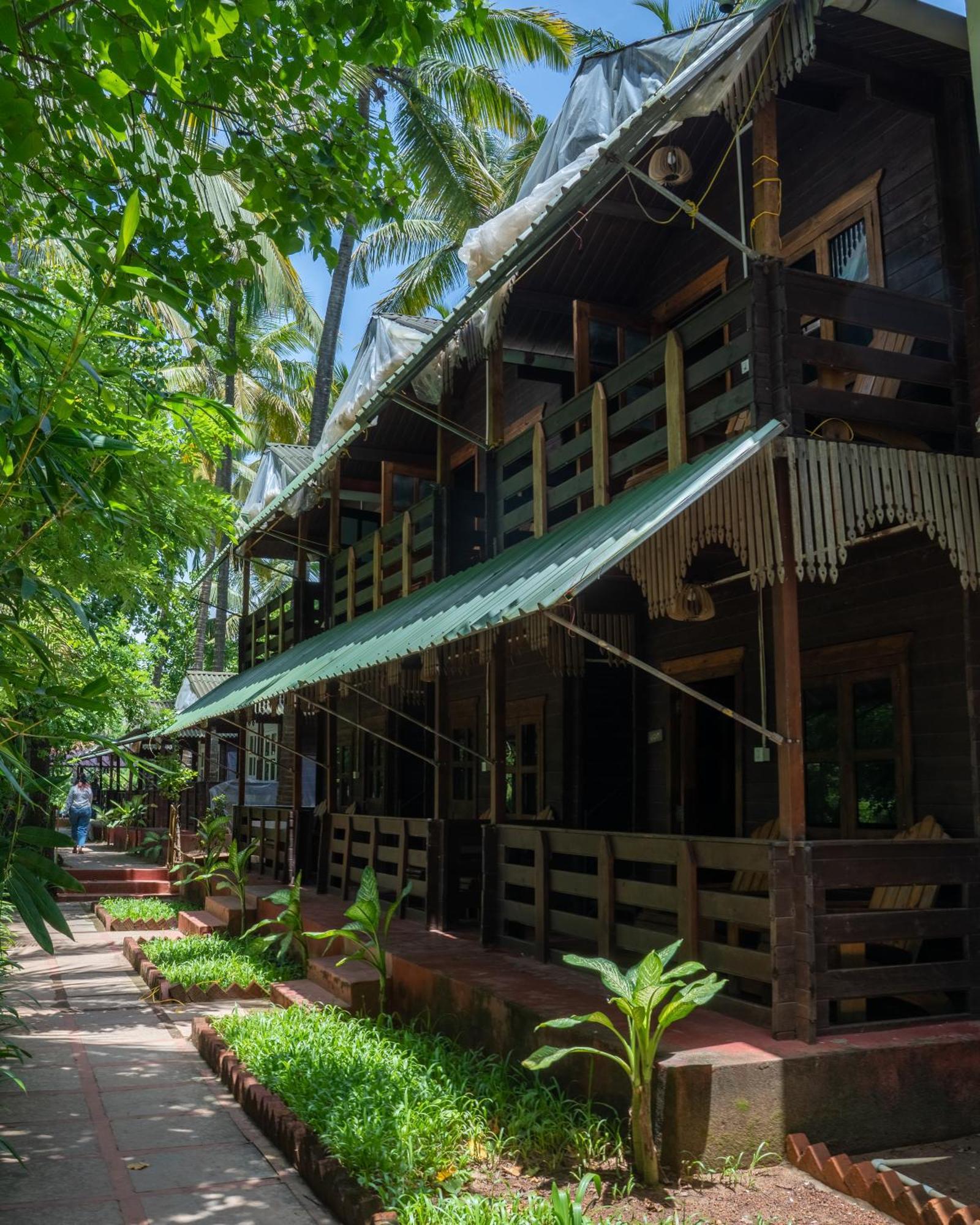 Lotus Feet Beach Resort モージム エクステリア 写真